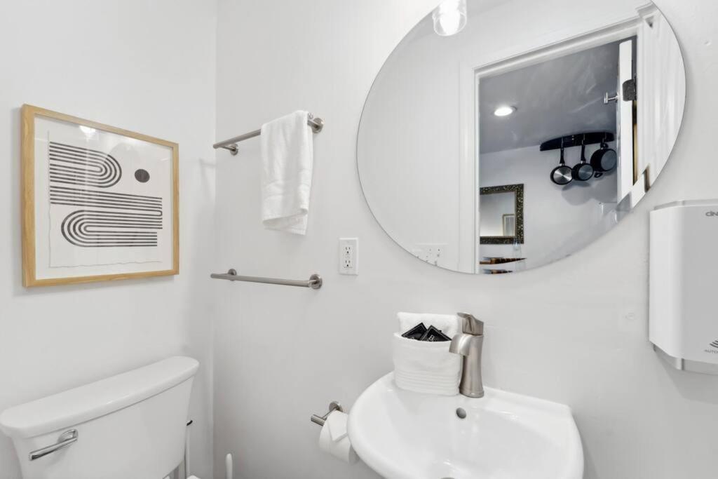 Exclusive Open Loft In Downtown Charleston Apartment Exterior photo